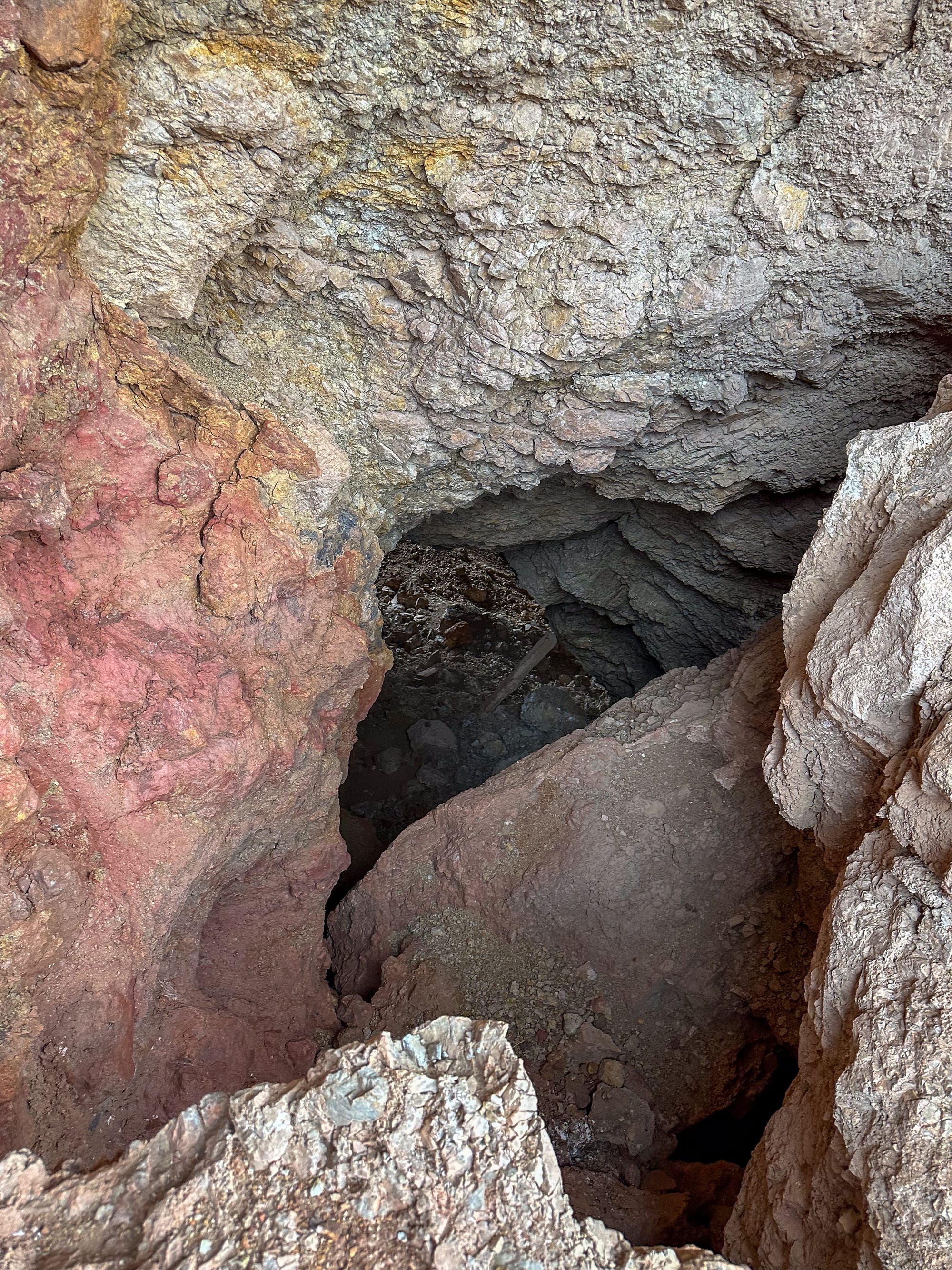 Rainy day at the Queen of Sheba Mine