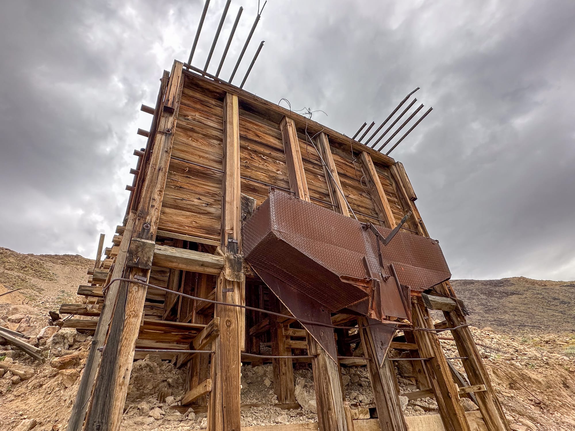 Rainy day at the Queen of Sheba Mine